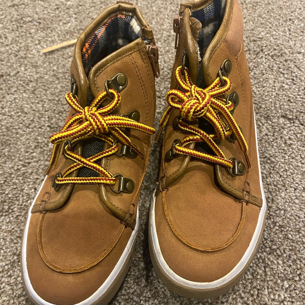 Boys size 12 boots